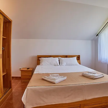 Casa Siaj 3* Vama Veche